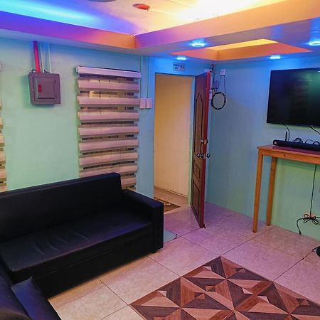 Divine'S Cabin, Fully Airconditioned! Tacondo Exterior foto