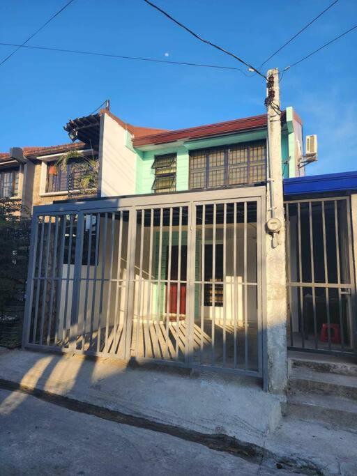 Divine'S Cabin, Fully Airconditioned! Tacondo Exterior foto